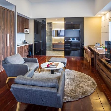 Charm Suite Residence Saigon Bandar Ho Chi Minh Luaran gambar