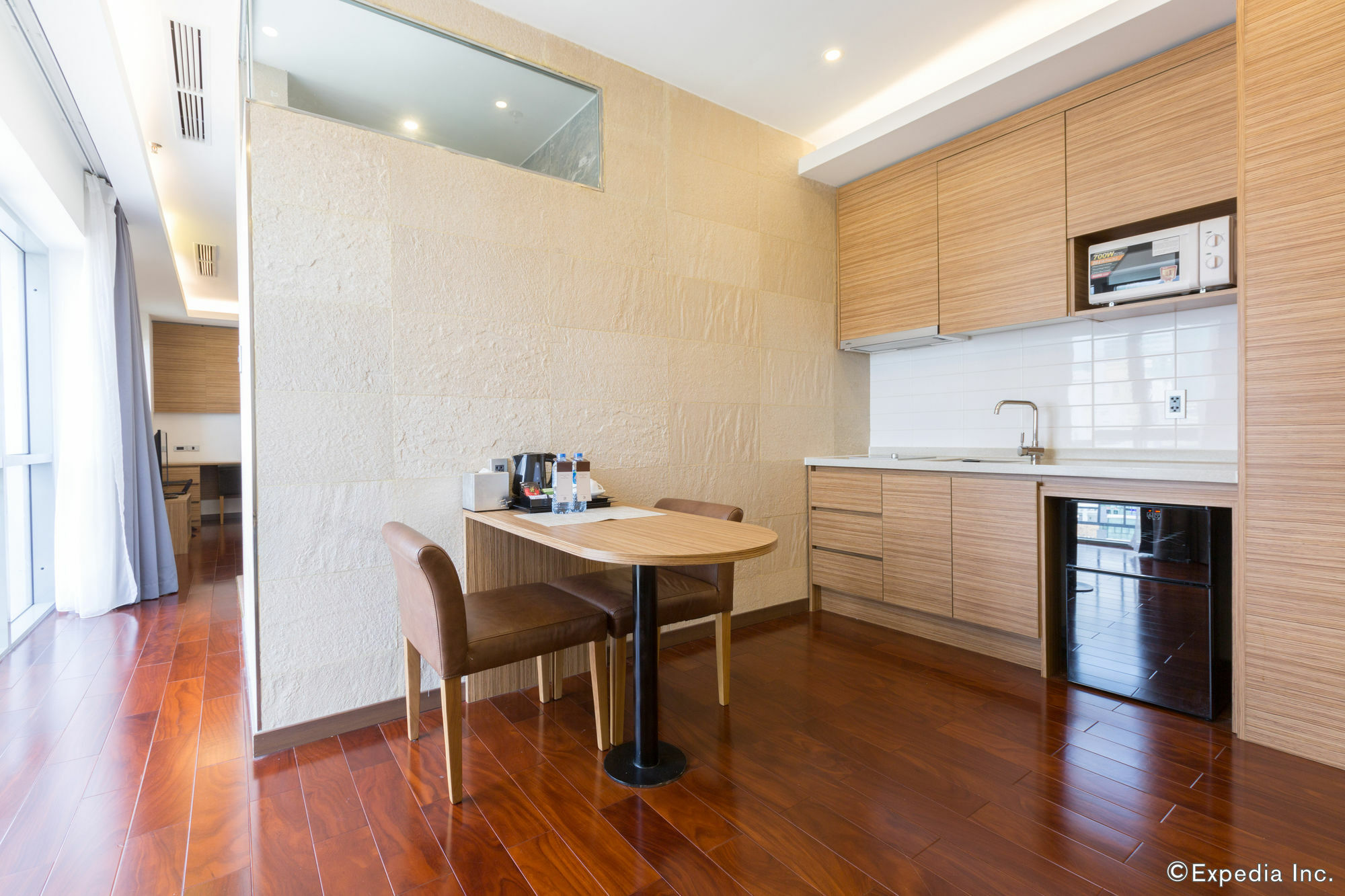 Charm Suite Residence Saigon Bandar Ho Chi Minh Luaran gambar