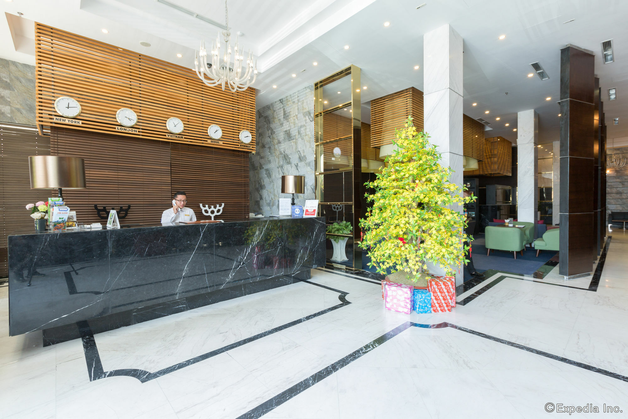 Charm Suite Residence Saigon Bandar Ho Chi Minh Luaran gambar