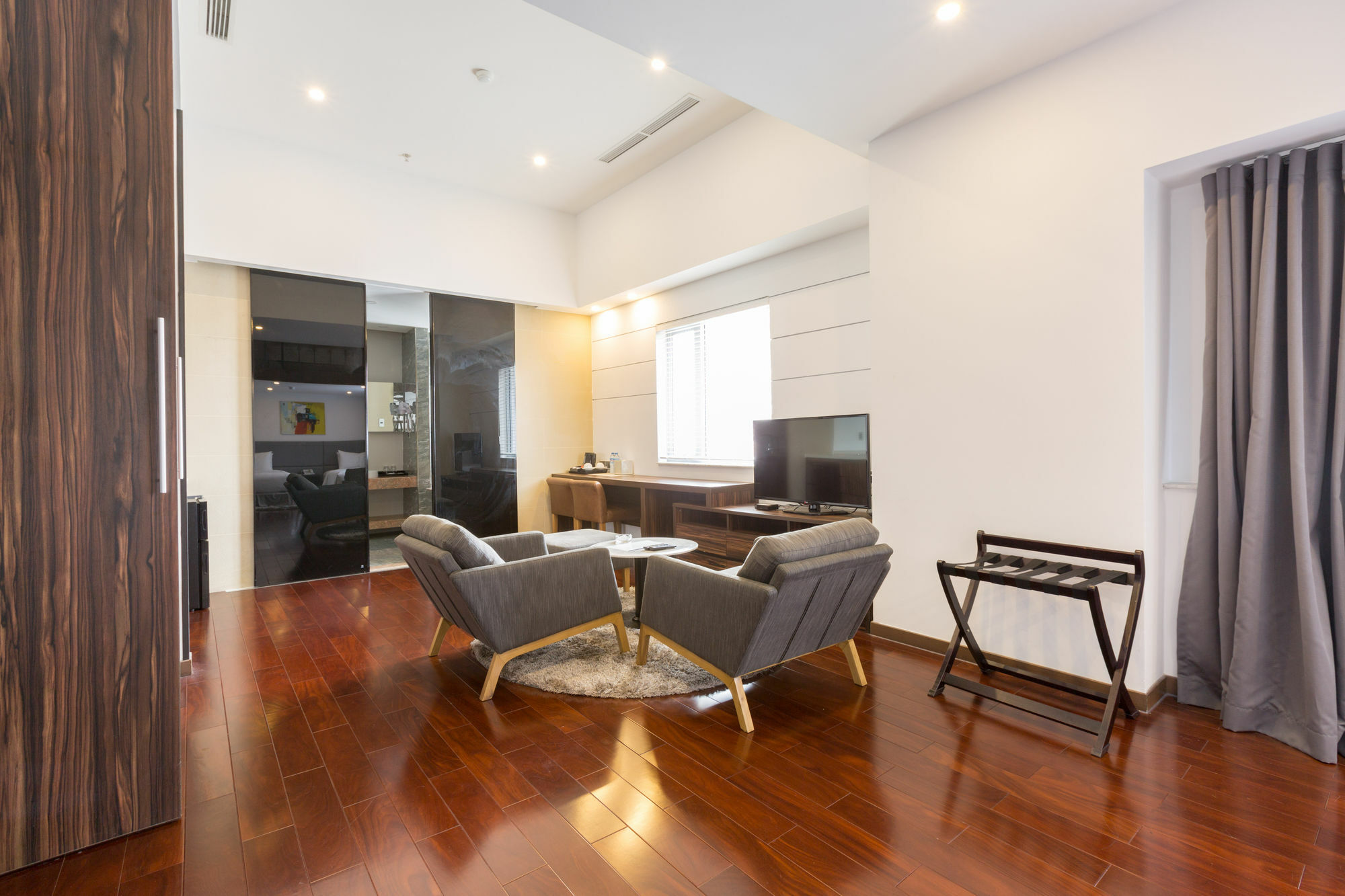 Charm Suite Residence Saigon Bandar Ho Chi Minh Luaran gambar