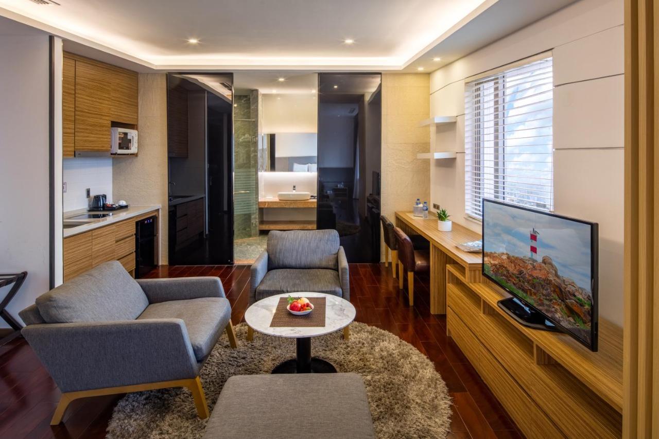 Charm Suite Residence Saigon Bandar Ho Chi Minh Luaran gambar
